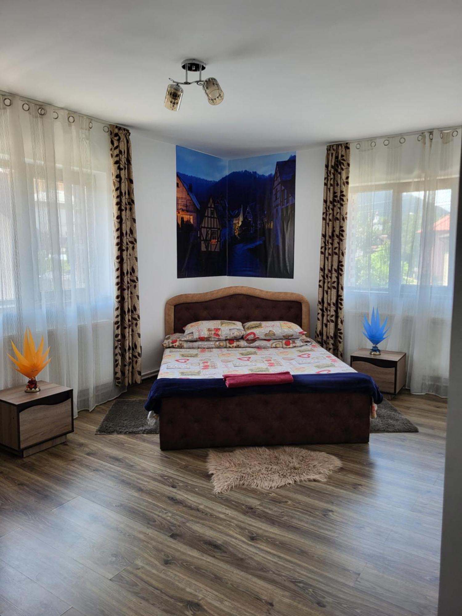 Вилла Casa Raraului Кымпулунг-Молдовенеск Экстерьер фото